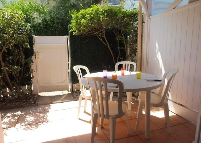 Azur Et Soleil Joli T2 Alcove Proche Richelieu Cap D'agde